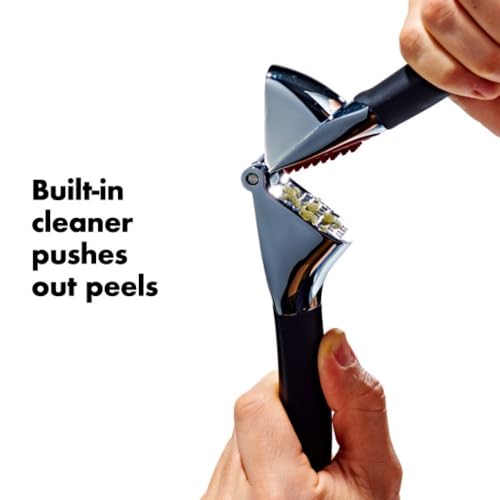 OXO Good Grips Garlic Press, Easy to squeeze & Self Cleaning Tool, Black