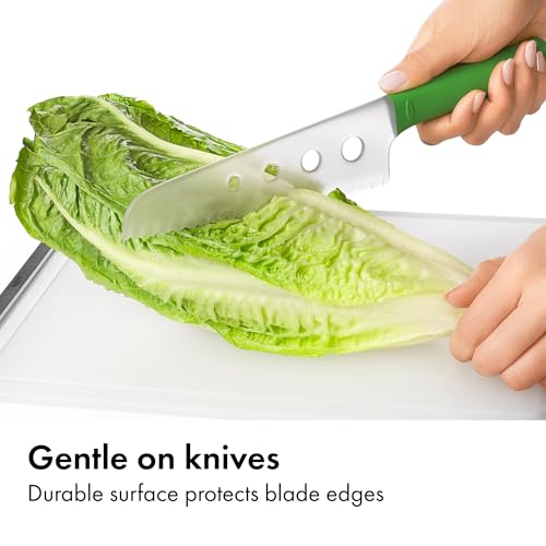 OXO Good Grips 2-Piece Cutting Board Set, Cutting Boards for Kitchen Prep, Non-Porous Double-Sided Design, Dishwasher-Safe, Durable Kitchen Essentials