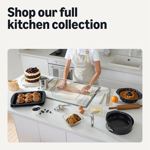 Amazon Basics Nonstick Bakeware 6-Piece Set, Stackable, Dishwasher and Oven-Safe, Baking Pan