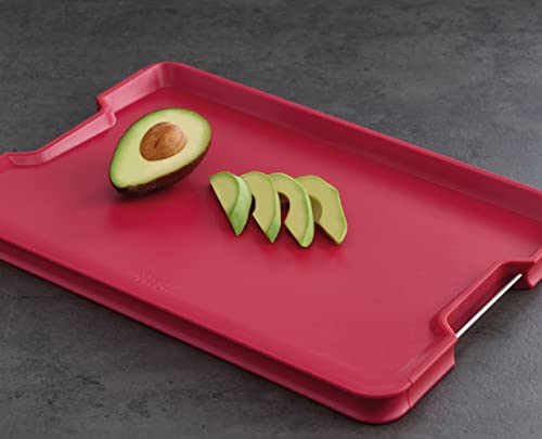 Joseph Joseph Cut&Carve Plus - Non-Slip, Multi-Function, Double-Sided Cutting Board for Food Preparation and Carving- Dishwasher Safe, Extra Large, Red