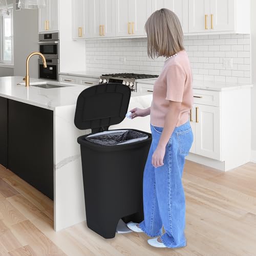 Glad 20 Gallon Trash Can with Clorox Odor Protection | Plastic Kitchen Waste Bin | Hands Free with Step On Foot Pedal and Garbage Bag Rings, Black