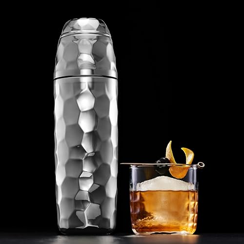 HexClad 25 oz Cocktail Shaker, Vacuum Insulated Bar Shaker with Built-In Jigger & Strainer, Leak-Proof, PVD Finish (Chrome)