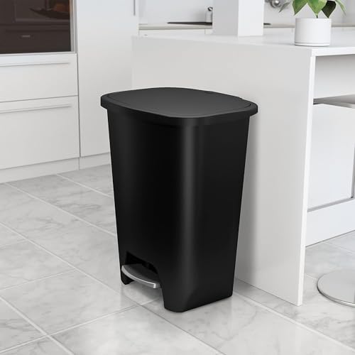Glad 20 Gallon Trash Can with Clorox Odor Protection | Plastic Kitchen Waste Bin | Hands Free with Step On Foot Pedal and Garbage Bag Rings, Black