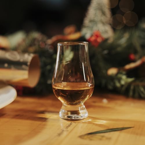 GLENCAIRN Whisky Glass in Gift Carton - Crystal Whiskey Drinking Glass for Tasting and Sniffing - Transparent and Suitable for Scotch, Brandy, Bourbon, and Rum, Great Gift for Family and Friends