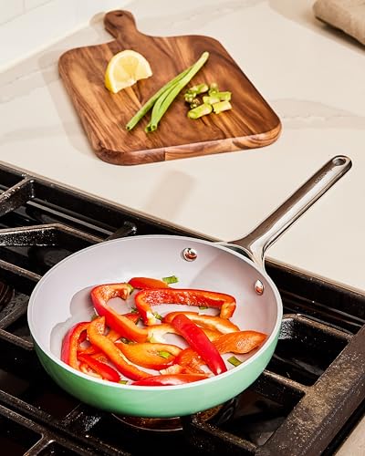 Caraway Nonstick Ceramic Mini Fry Pan (1.05 qt, 8") - Non Toxic, PTFE & PFOA Free - Oven Safe & Compatible with All Stovetops (Gas, Electric & Induction) - Navy