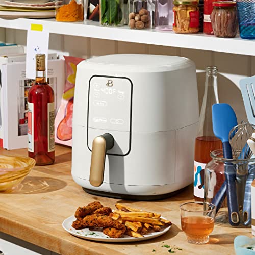 6 Quart Touchscreen Air Fryer (White Icing)