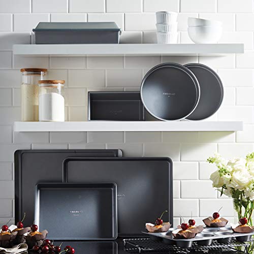 Calphalon 10-Piece Nonstick Bakeware Set Includes Baking Sheet Cookie Sheet Cake Pans Muffin Pan and More Dishwasher Safe Silver