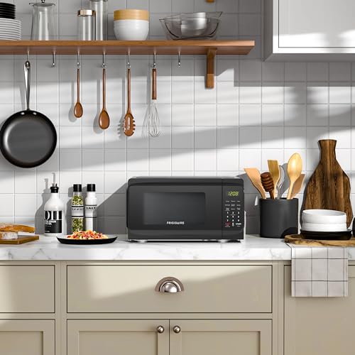 FRIGIDAIRE EMW733BLACKAMZ 0.7 Cu. Ft. Microwave, Black - My Kitchen Products