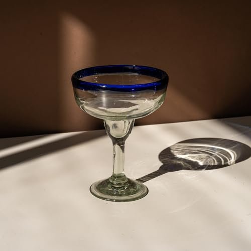 Recreado Cobalt Blue Rim Margarita Glasses Set of 4 – Hand Blown Mexican Glassware – 14 oz Recycled Glass Margarita Glass – Hand blown Mexican Drinking Glasses for Cocktails & Tequila - My Kitchen Products