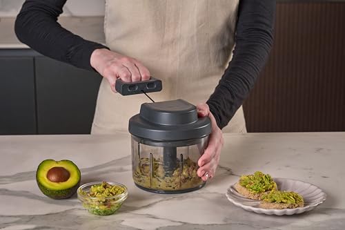 Zyliss Easy Pull Food Chopper and Manual Food Processor - Hand-Held Slicer & Dicer for Fruits & Vegetables - Easy Pull Manual Food Chopper - Cooking Gadgets & Kitchen Essentials - Easy Pull 3.0 - My Kitchen Products